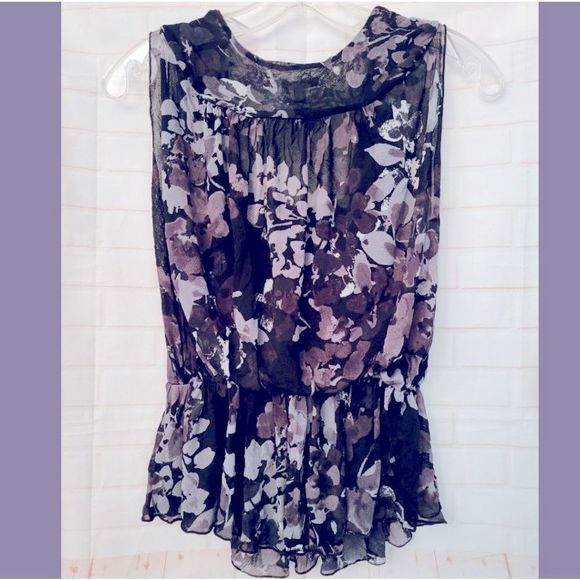 EXPRESS Chiffon Sleeveless Floral Top XS Gray Black Pink Ruffle Surplice Fairy - Picture 2 of 6